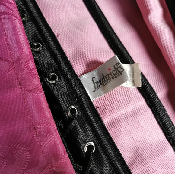 Fredericks of Hollywood corsets - Picture 5 of 5
